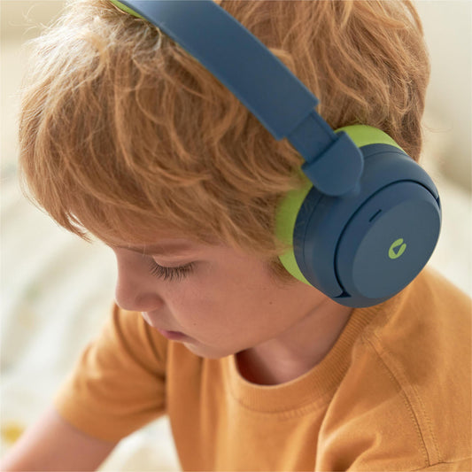 How to Choose Safe Kids Headphones: A Complete Guide for Parents
