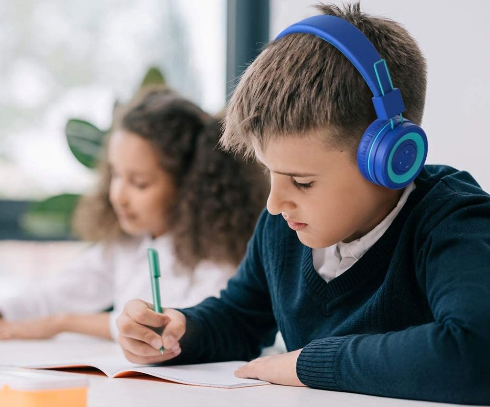 Kids Bluetooth Headphones, iClever BTH02 Kids Headphones